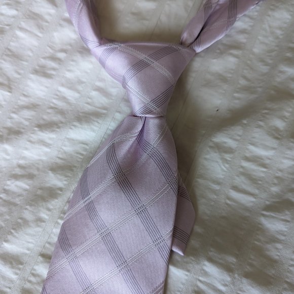 Calvin Klein Pink Tie - Picture 3 of 4